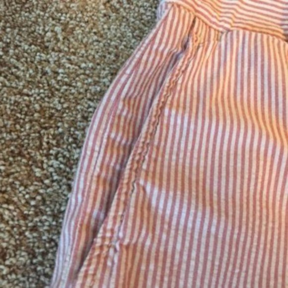 Martin Osa red and white seersucker shorts 32" - Picture 5 of 6